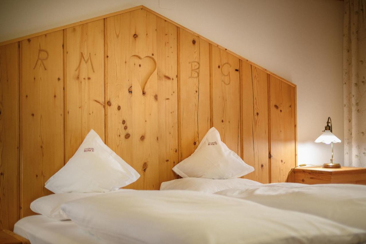 אורטיסיי Hotel Ronce מראה חיצוני תמונה