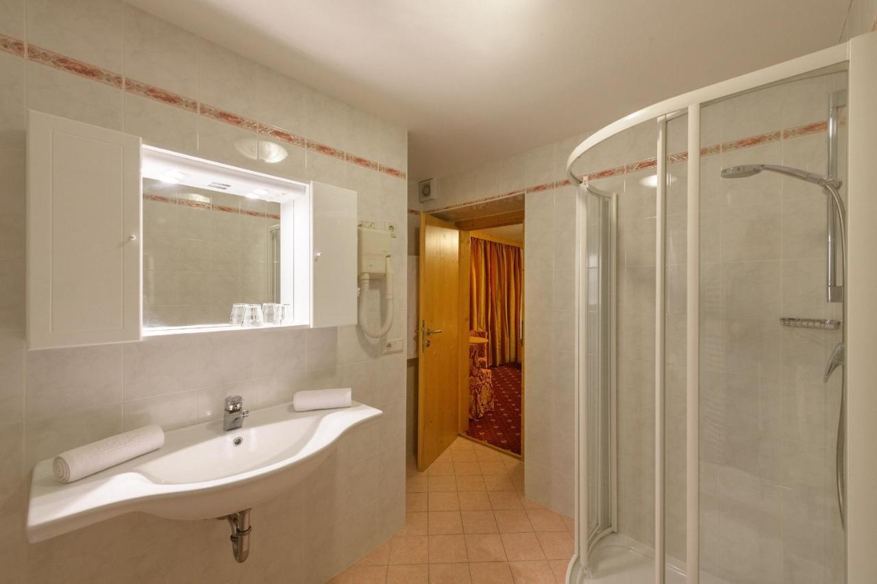 אורטיסיי Hotel Ronce מראה חיצוני תמונה