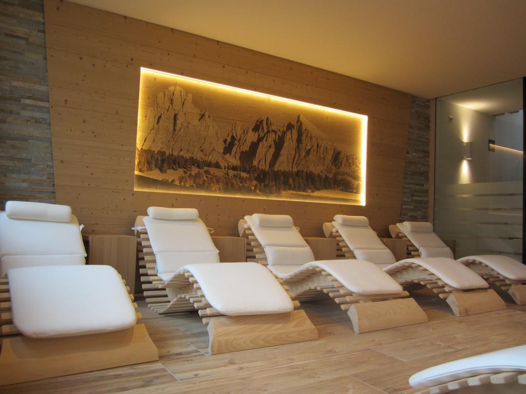 אורטיסיי Hotel Ronce מראה חיצוני תמונה